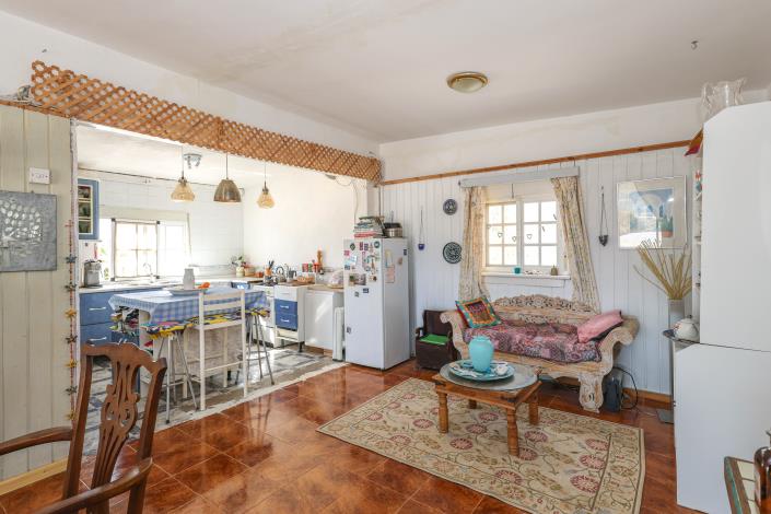 Image No.13-3 Bed Country Property for sale