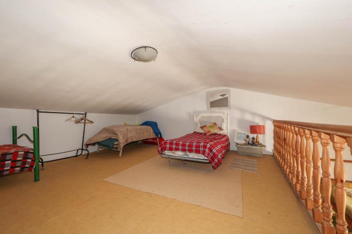 Image No.19-3 Bed Country Property for sale