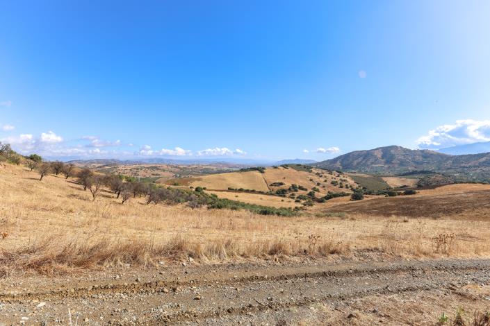 Image No.57-3 Bed Country Property for sale