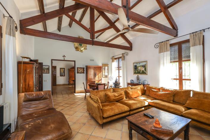 Image No.15-5 Bed Finca for sale