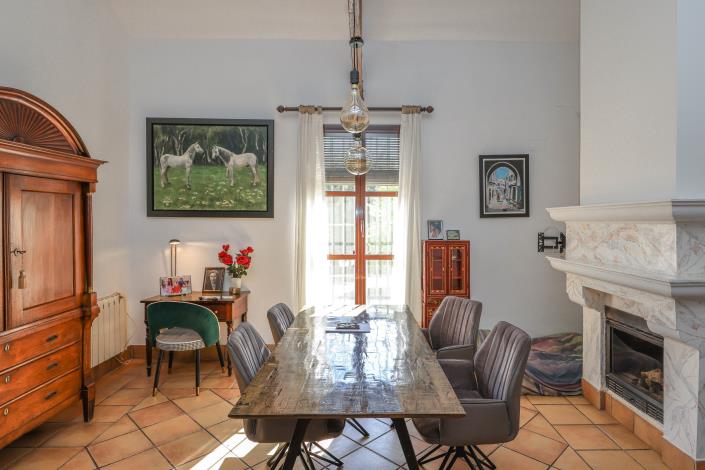 Image No.18-5 Bed Finca for sale