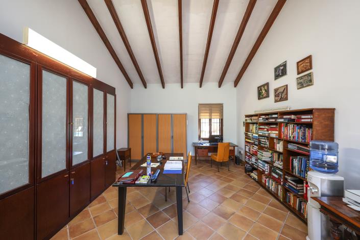 Image No.26-5 Bed Finca for sale