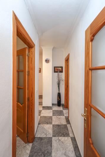 Image No.8-4 Bed Townhouse for sale