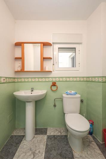 Image No.21-4 Bed Townhouse for sale