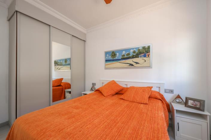 Image No.29-3 Bed Villa / Detached for sale