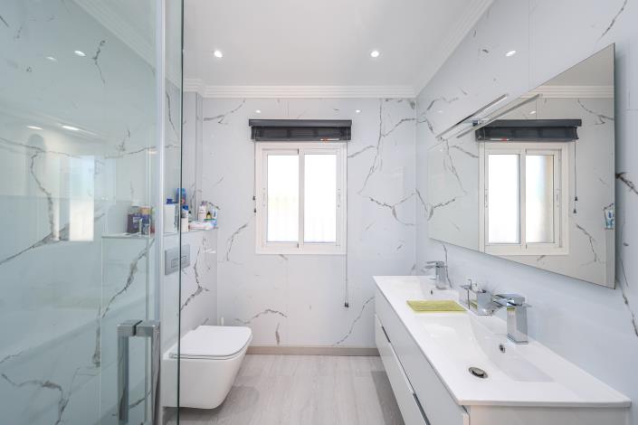 Image No.30-3 Bed Villa / Detached for sale