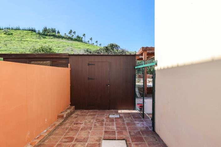 Image No.38-3 Bed Villa / Detached for sale