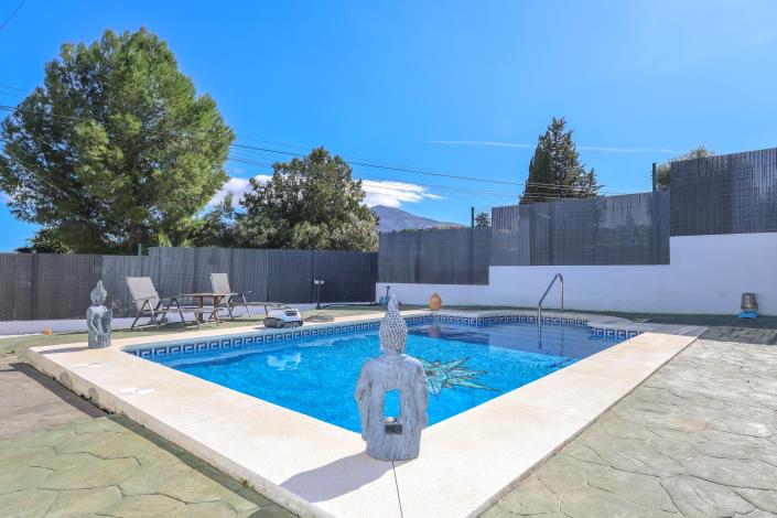 Image No.42-3 Bed Villa / Detached for sale