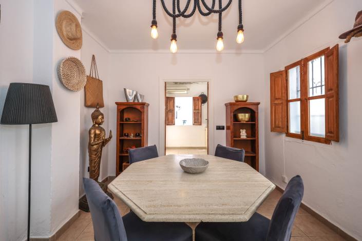 Image No.8-3 Bed Townhouse for sale