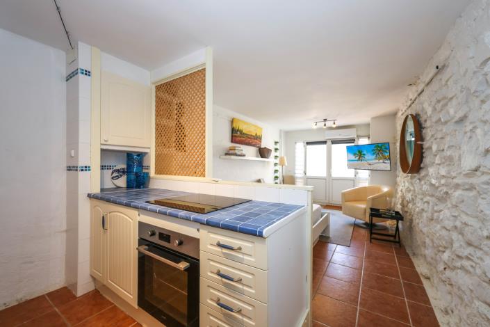 Image No.19-3 Bed Townhouse for sale