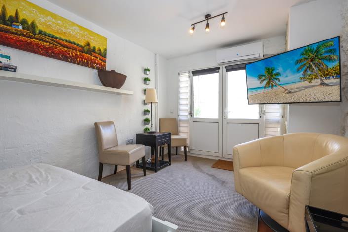 Image No.27-3 Bed Townhouse for sale