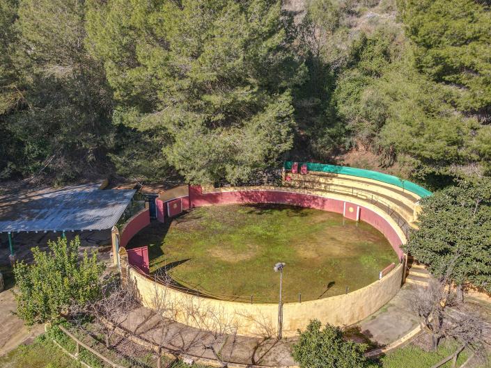 Image No.24-2 Bed Country Property for sale