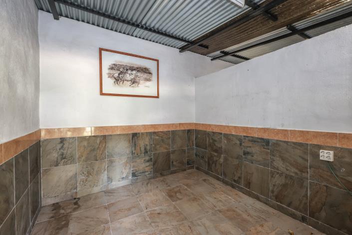 Image No.43-2 Bed Country Property for sale