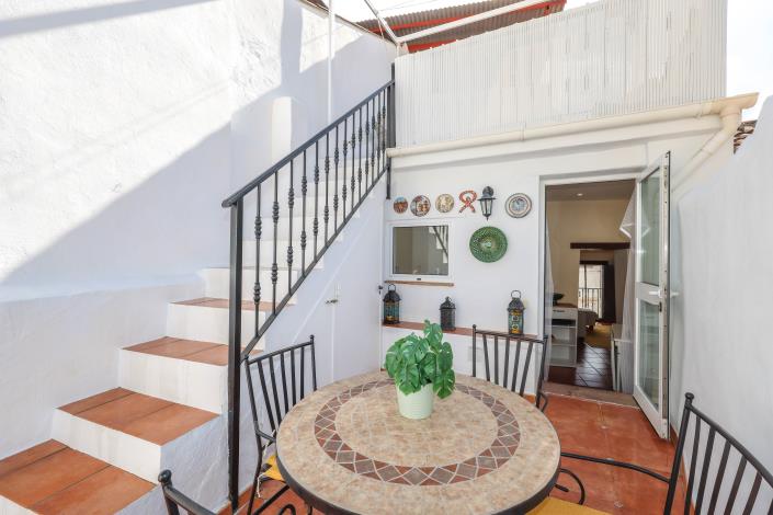 Image No.5-1 Bed Townhouse for sale