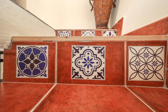 Image No.17-1 Bed Townhouse for sale