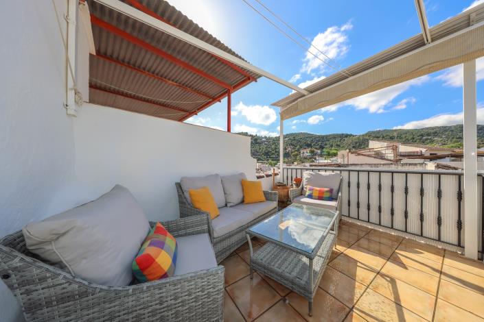 Image No.27-1 Bed Townhouse for sale