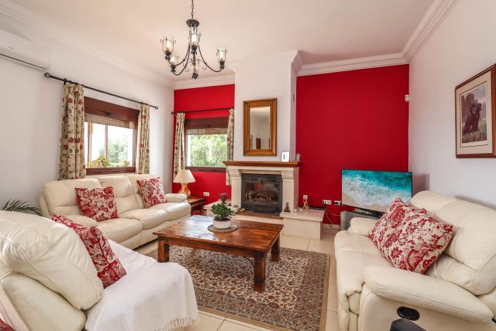 Image No.8-3 Bed Villa / Detached for sale