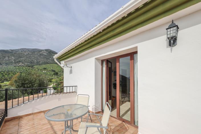 Image No.36-3 Bed Villa / Detached for sale