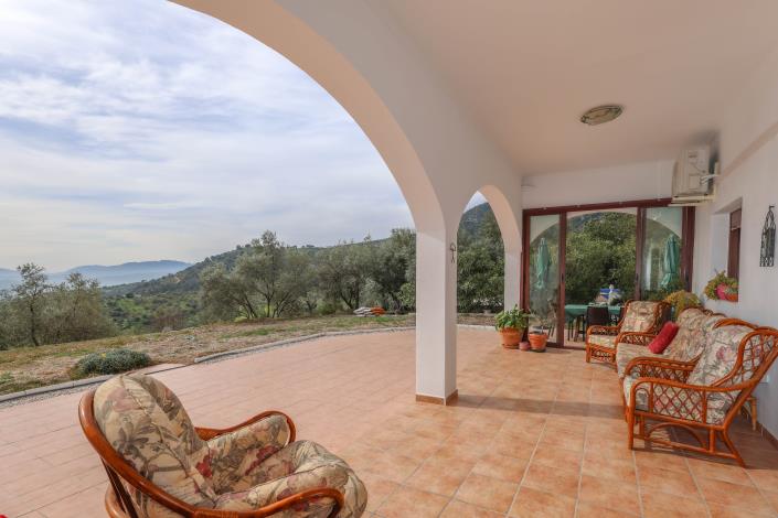 Image No.42-3 Bed Villa / Detached for sale