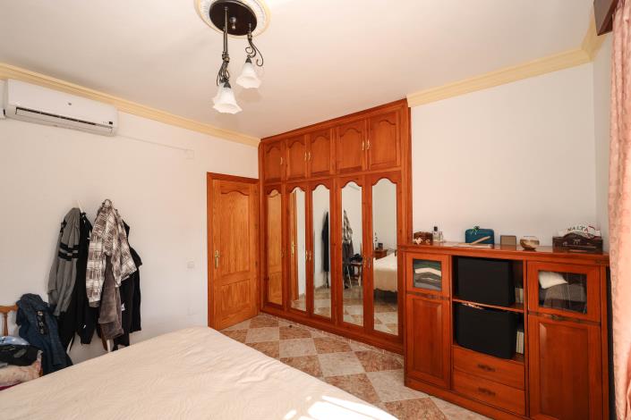 Image No.42-3 Bed House/Villa for sale