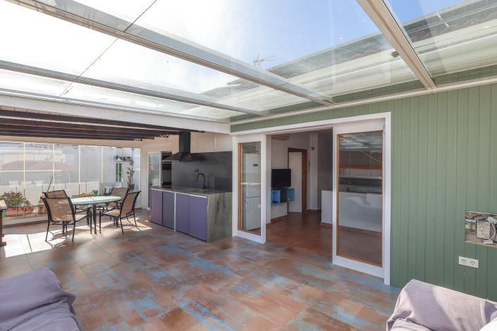 Image No.27-1 Bed Townhouse for sale