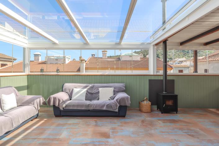 Image No.29-1 Bed Townhouse for sale