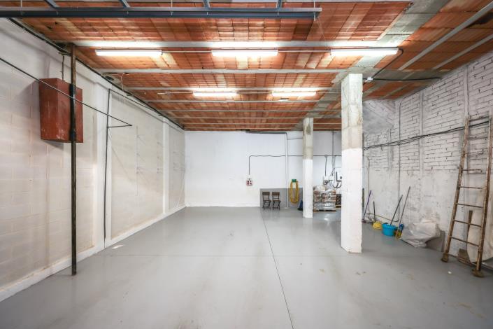 Image No.33-1 Bed Townhouse for sale