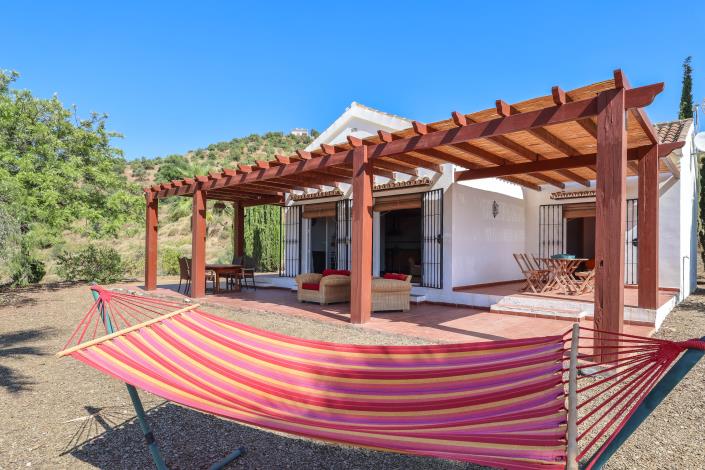 Image No.34-3 Bed Villa / Detached for sale