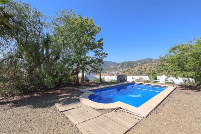 Image No.38-3 Bed Villa / Detached for sale