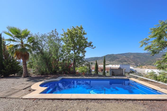 Image No.39-3 Bed Villa / Detached for sale
