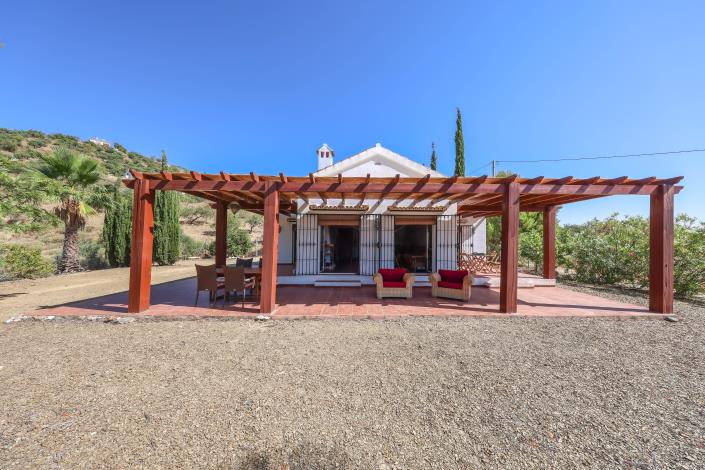 Image No.42-3 Bed Villa / Detached for sale