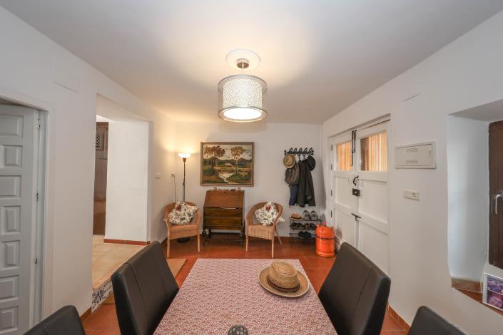 Image No.9-4 Bed Townhouse for sale