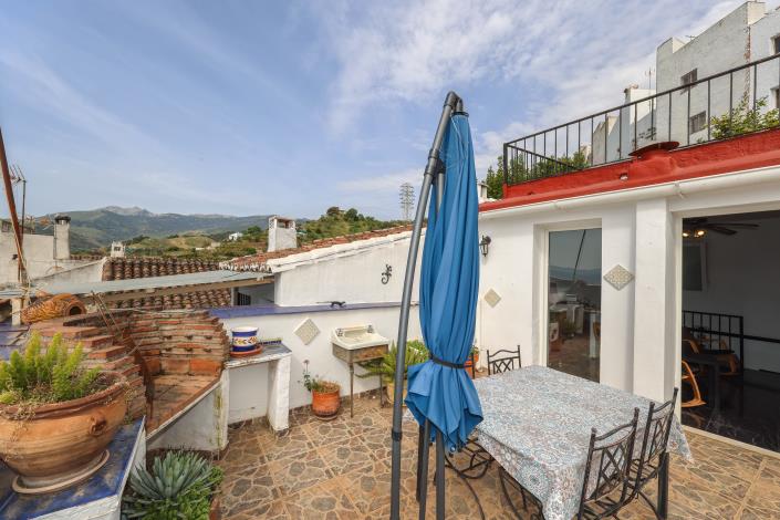 Image No.44-4 Bed Townhouse for sale