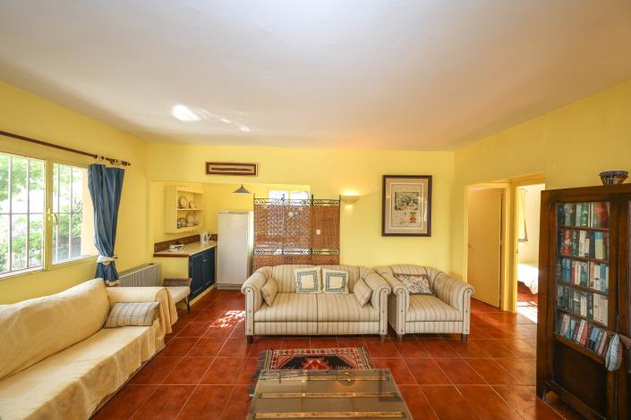 Image No.12-3 Bed Villa / Detached for sale