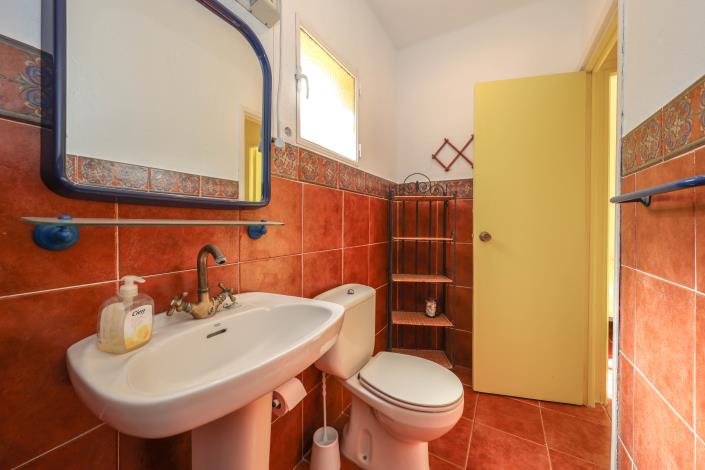 Image No.17-3 Bed Villa / Detached for sale