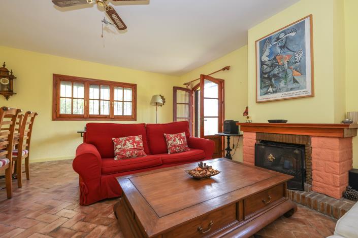 Image No.24-3 Bed Villa / Detached for sale