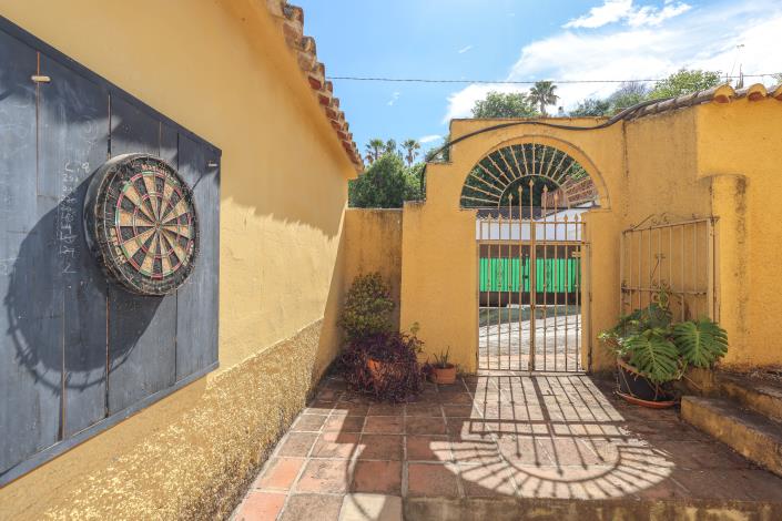 Image No.56-3 Bed Villa / Detached for sale