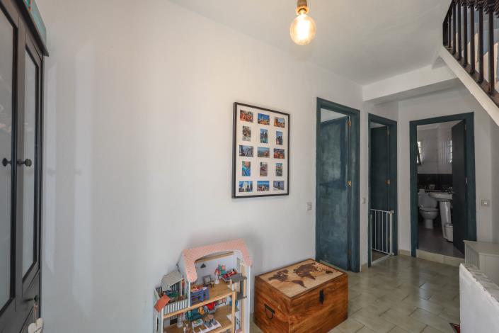 Image No.23-3 Bed Townhouse for sale