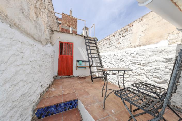 Image No.27-3 Bed Townhouse for sale