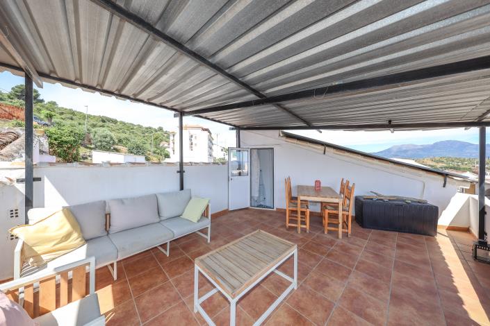 Image No.29-3 Bed Townhouse for sale