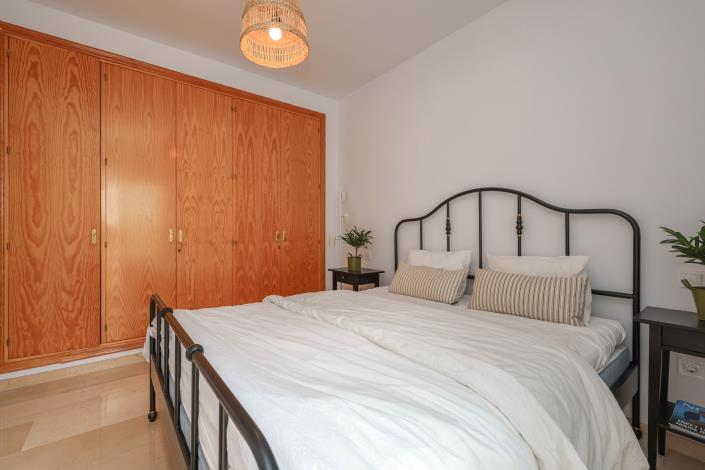 Image No.21-2 Bed Apartment for sale