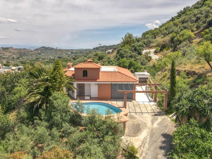 Image No.39-3 Bed Villa / Detached for sale