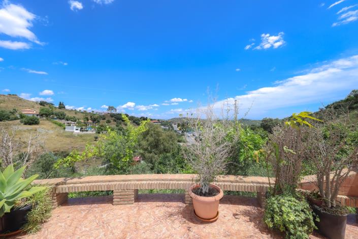 Image No.27-3 Bed Villa / Detached for sale