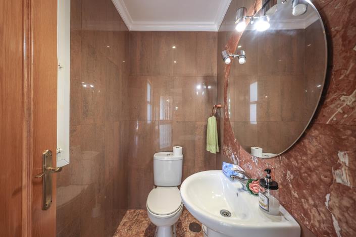 Image No.23-3 Bed Villa / Detached for sale
