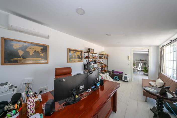Image No.23-3 Bed Villa / Detached for sale