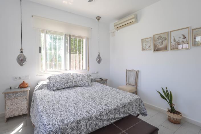 Image No.28-3 Bed Villa / Detached for sale