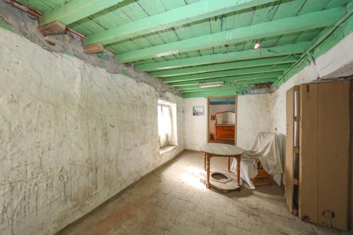 Image No.13-4 Bed Townhouse for sale