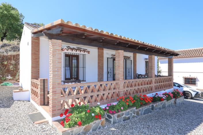 Image No.38-4 Bed Villa / Detached for sale