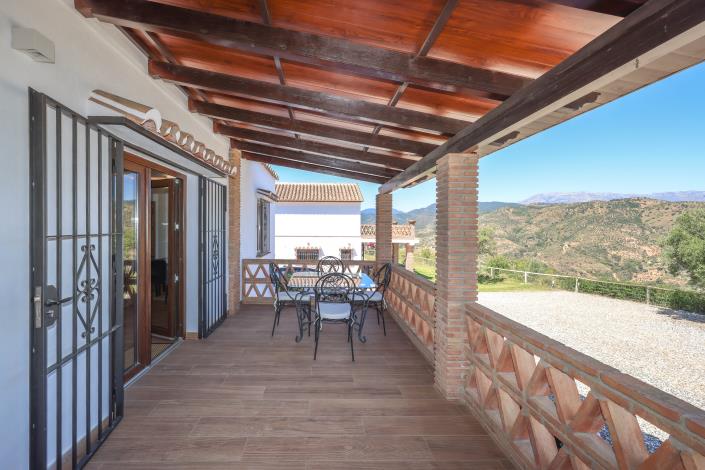 Image No.39-4 Bed Villa / Detached for sale