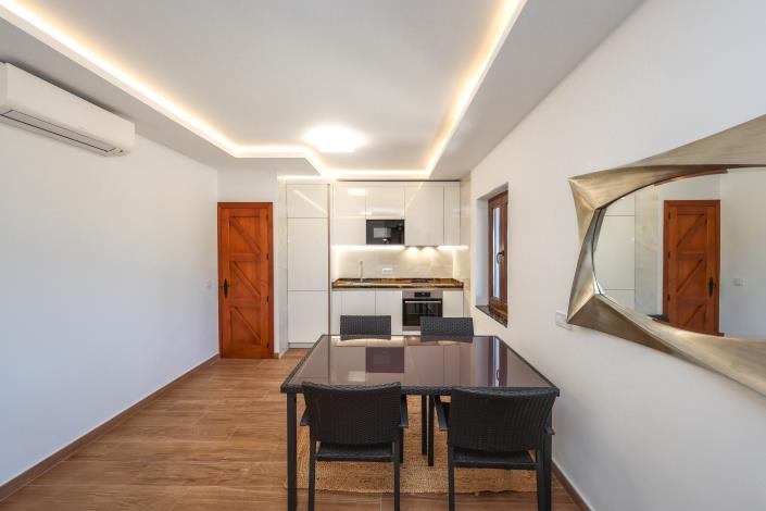 Image No.41-4 Bed Villa / Detached for sale